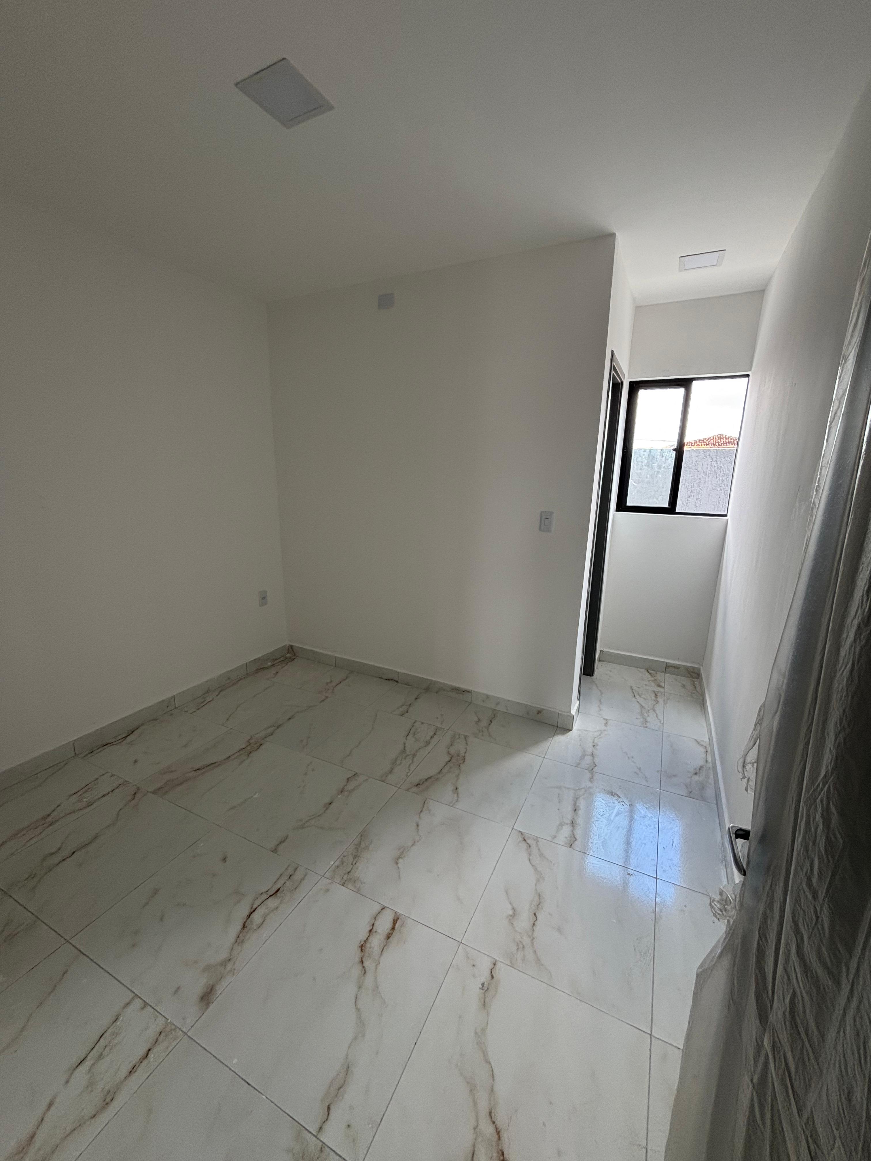 CASA TERREA COM 3 QUARTOS A VENDA NO JOSE AMERICO